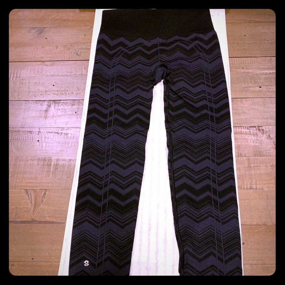 Lululemon Ebb to Street leggings